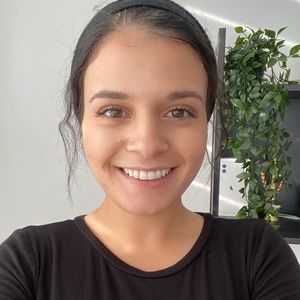 Meet your Posher, Israa